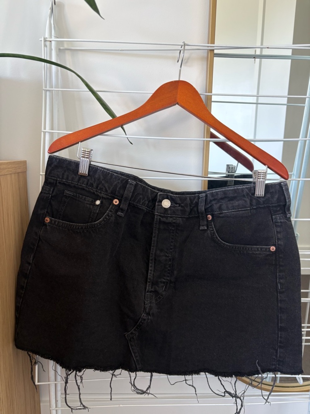 H&M Black Raw-Hem Denim Mini Skirt
